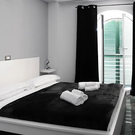公寓 A Casa Di Sarah *